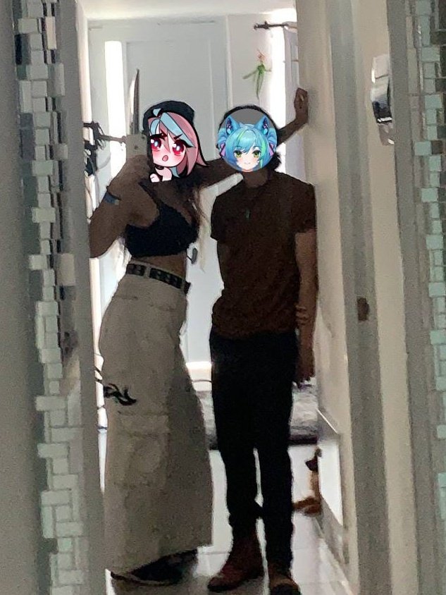 Emikukis's tweet photo. Domé a @Blumthewaifu 😎 Vinimos a tomar alguito entonces no creo que haya directo papus 💕 https://t.co/0Euievn0U5