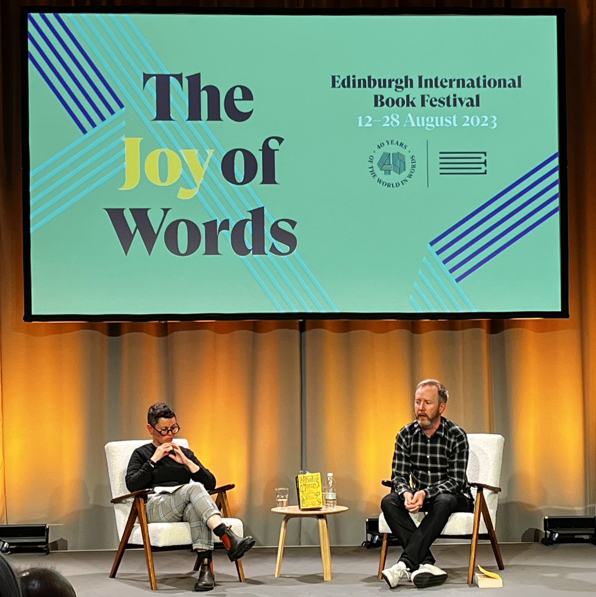 koolard's tweet image. Book Festival Season!!

Paul Murray discusses ‘The Bee Sting’ at @edbookfest 

instagram.com/p/Cv5ngS-LF9D/

#thejoyofwords #paulmurray #thebeesting #edinburghbookfestival