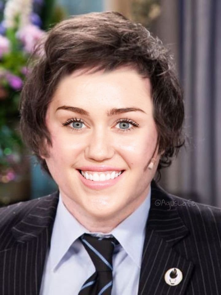 blummberg's tweet photo. no veo la hora que nos gobierne miley cyrus https://t.co/xPQOcw1Gy8