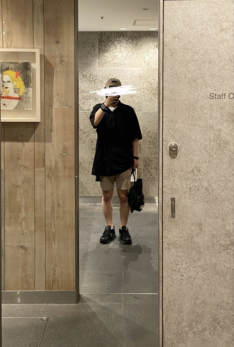 takachijin's tweet photo. <ある日の服装115>
35℃☀️
#weekendmagazine
#poloralphlauren
#stevenalan
#newbalance990v5
#tomwood
#helmes
#itti https://t.co/3pokwXbcbu