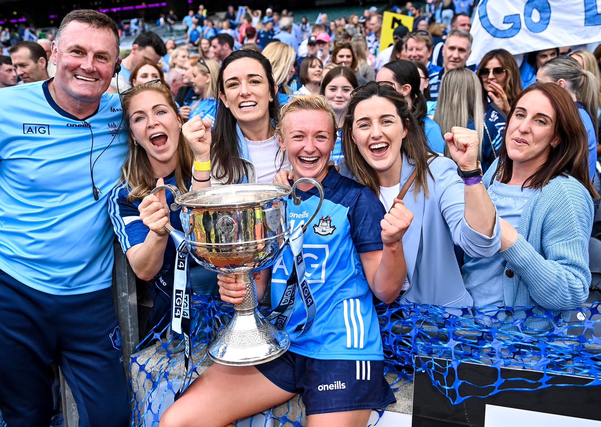 DublinLGFA (@dublinladiesg) on Twitter photo Delighted to be bringing the Brendan Martin cup along to the Mansion House tomorrow at 4pm <a href="/LordMayorDublin/">Lord Mayor of Dublin</a>
Then the champions will head to <a href="/ClannMhuireCLG/">Clann Mhuire CLG</a> for a reception at the home club of our All Ireland winning Captain - Carla Rowe.
Arriving in Naul for approx 6:15pm Delighted to be bringing the Brendan Martin cup along to the Mansion House tomorrow at 4pm <a href="/LordMayorDublin/">Lord Mayor of Dublin</a>
Then the champions will head to <a href="/ClannMhuireCLG/">Clann Mhuire CLG</a> for a reception at the home club of our All Ireland winning Captain - Carla Rowe.
Arriving in Naul for approx 6:15pm