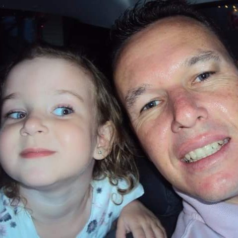 akaduda_'s tweet photo. fotinhas de eu pitoca junto com meu papis, te amo pai ❤️‍🩹 https://t.co/CDQPZWGE7w