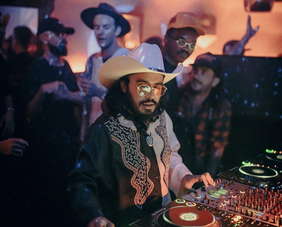 A musical orgy brought to <a href="/itsThunderPony/">Thunderpony</a> tonight.
Bring your dancing boots.

#LinkMiamiRebels
TIX ⬇️⬇️⬇️
link.dice.fm/saloon813