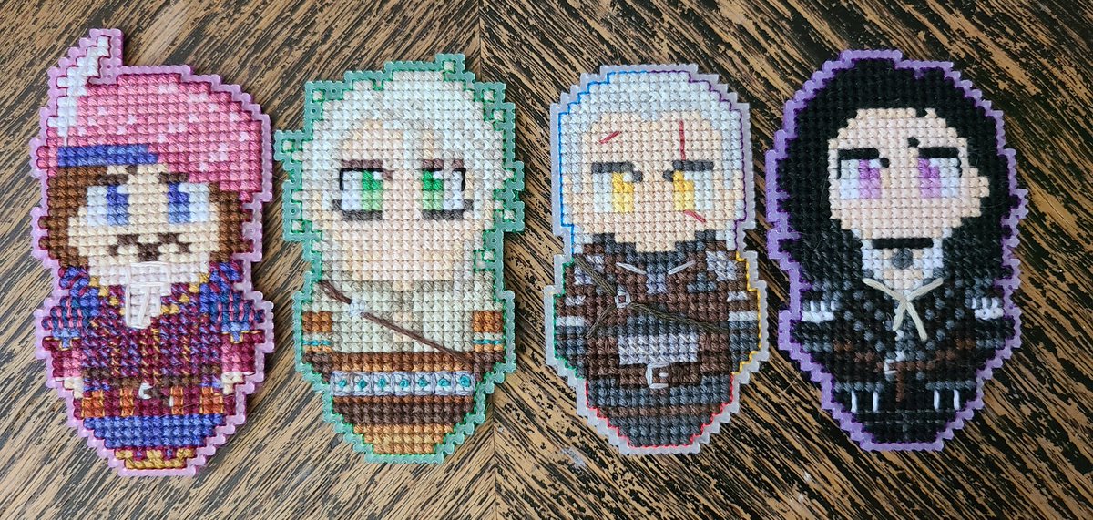 And at long last, here's Dandelion/Jaskier. His stupid clothes are so damn loud and obnoxious. I love him.

#crossstitch #crossstitching #crossstitcher #nerdycrossstitch #TheWitcher #TheWitcher3 #dandelion #jaskier #thewitcherdandelion