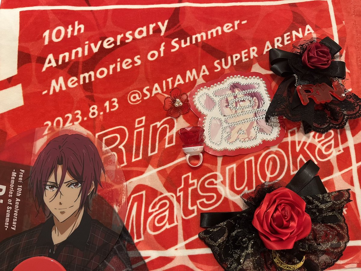 touhou_3130's tweet photo. 10年前人生を変えてもらったFree！のイベントにやっと2人揃って参戦。
Free！は我らにとっての青春であり人生です。
5年後10年後100年後でもいいので続編待ってます。
誰1人欠ける事なく幸せに。
そしてOLDCODEXはYORKEだけじゃないよ。Ta_2もだよ。
Free！が戻ってくる時はOLDCODEXも一緒に頼むよ👍 https://t.co/1jWAkFNagF