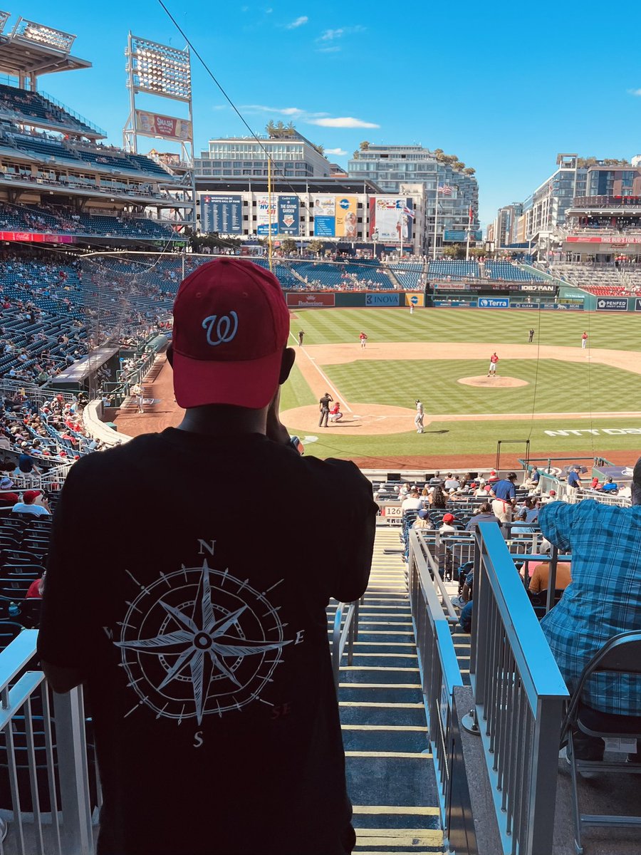 MarkusforDC's tweet photo. Sundays in #SouFeast. ⚾️🍺 #Ward8 https://t.co/koQZ4g4GNZ