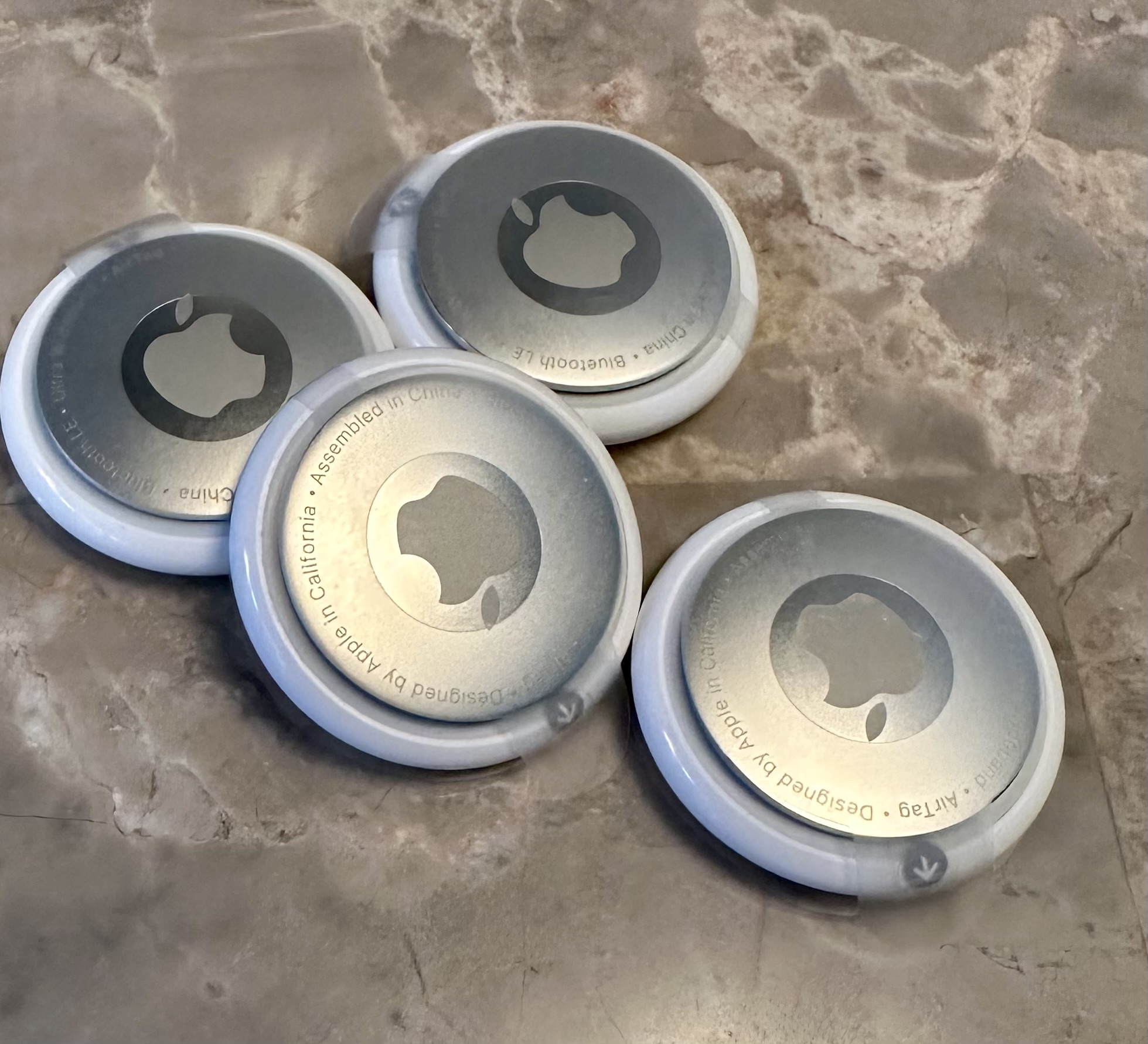 30+ Dumb / Creative Ways to use Apple's AirTags
