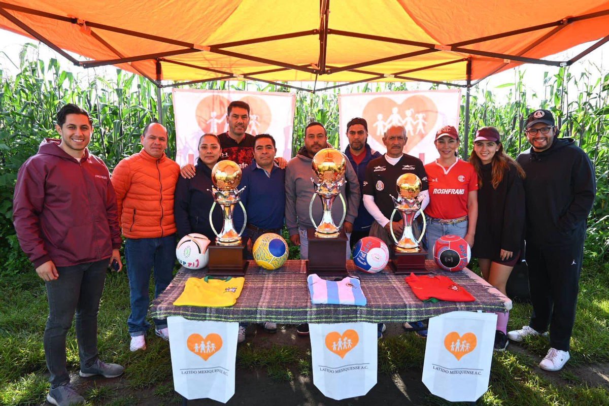 GabyGamboa_S's tweet photo. Domingo futbolero en el torneo relámpago de la liga de fútbol tototl. 

A través de @LatidoM seguiremos impulsando el deporte y la sana convivencia. https://t.co/JvyaQR4JcO