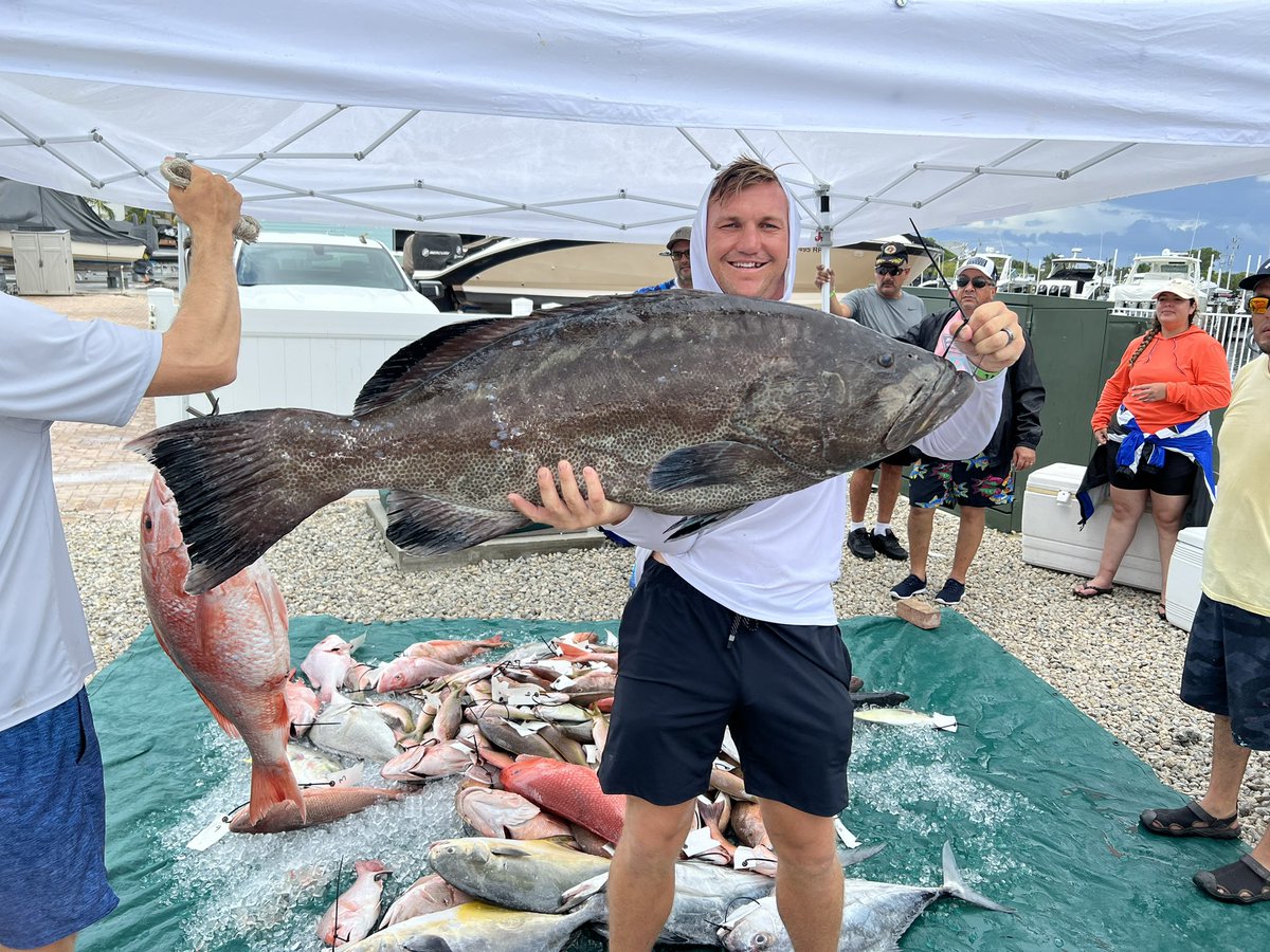 ianheinischmma's tweet photo. Okay anons I am back, this is what we got! #Fishing #Tortugas #monstersofthedeep https://t.co/9A6PpOBWfP
