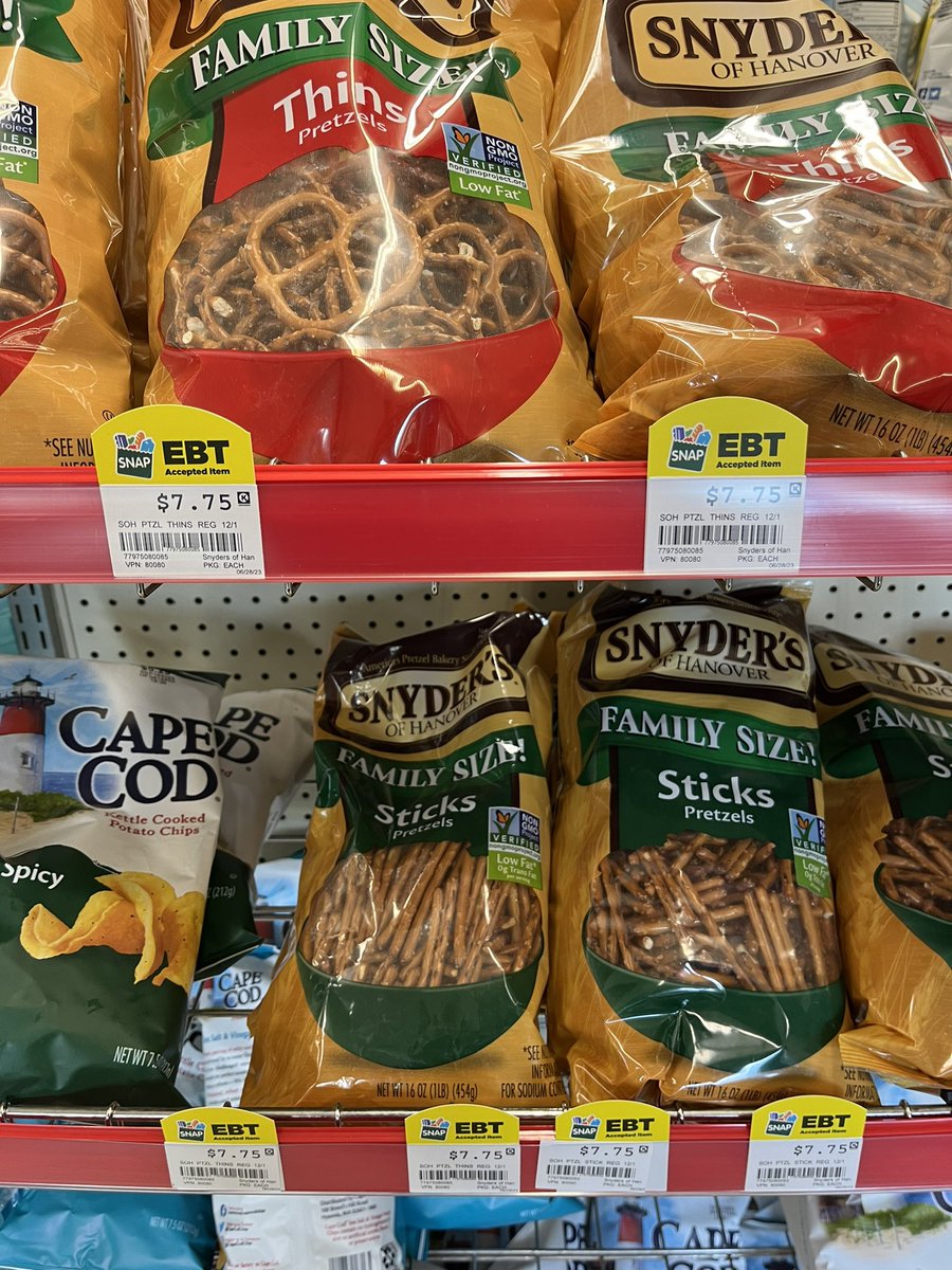 IPNLowe's tweet image. I would like to try a $7 pretzel. Please visit my go fund me page to help make my wish come true.