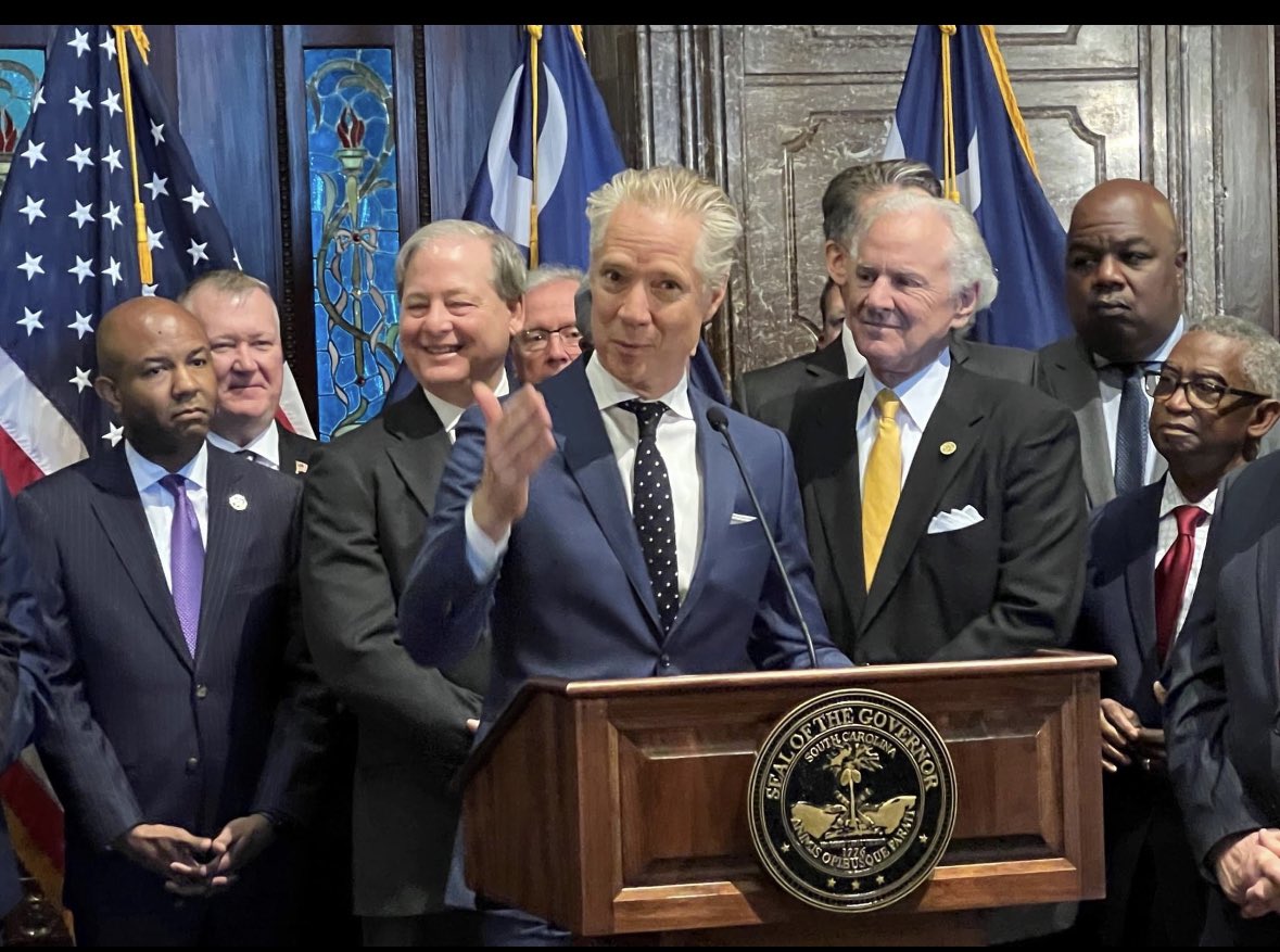 Derrek Pugh tweet media