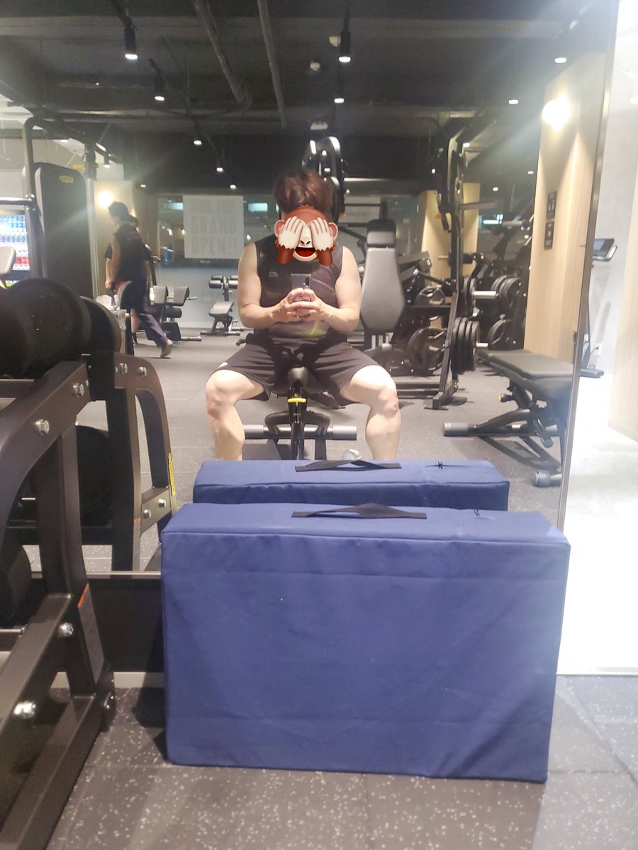 月、火。2連休ですが、大雨でなんにもやる事ない

ジムでトレーニングして気持ち紛らわそう、、、
ガチめのジムで写真撮るのは恥ずかしい💧