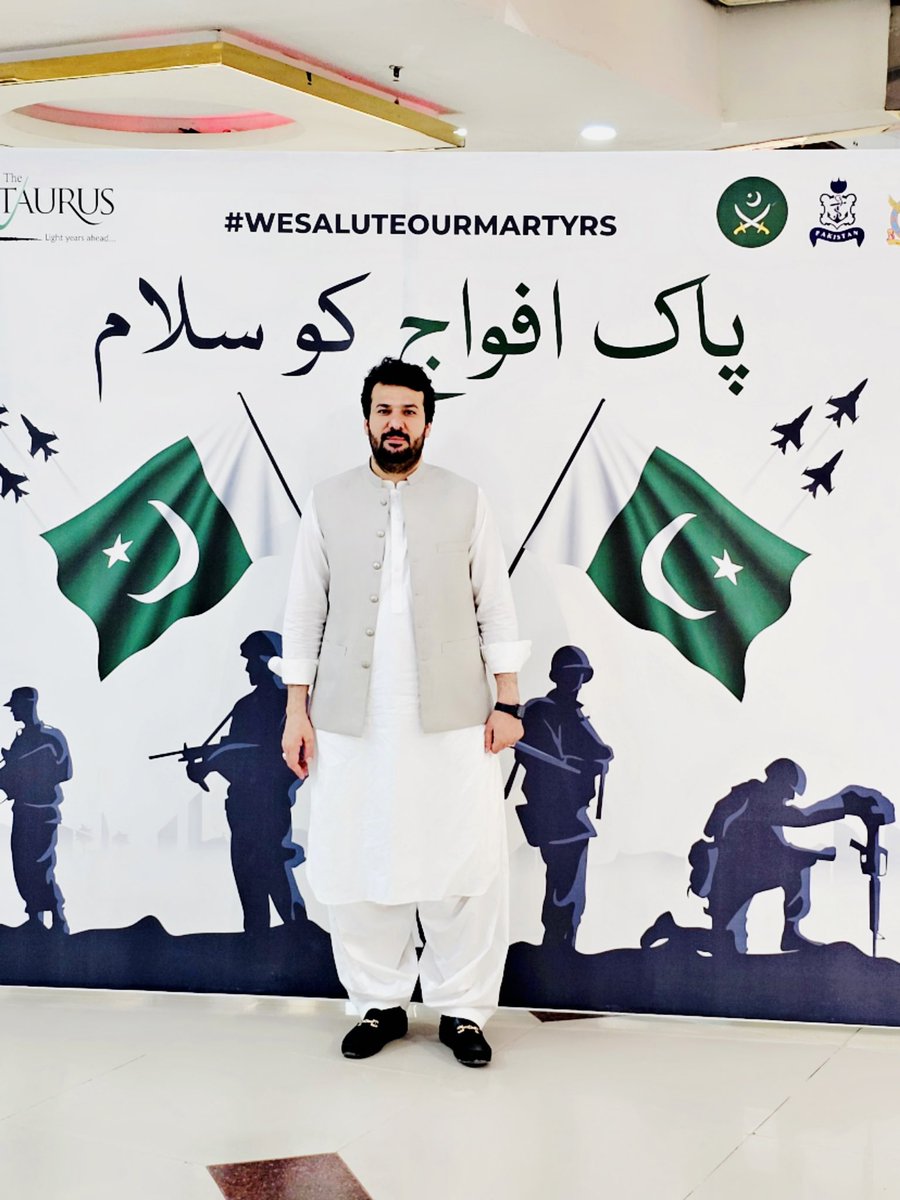 malik_roohullah's tweet photo. HAPPY INDEPENDENCE DAY https://t.co/G324gTuCzO