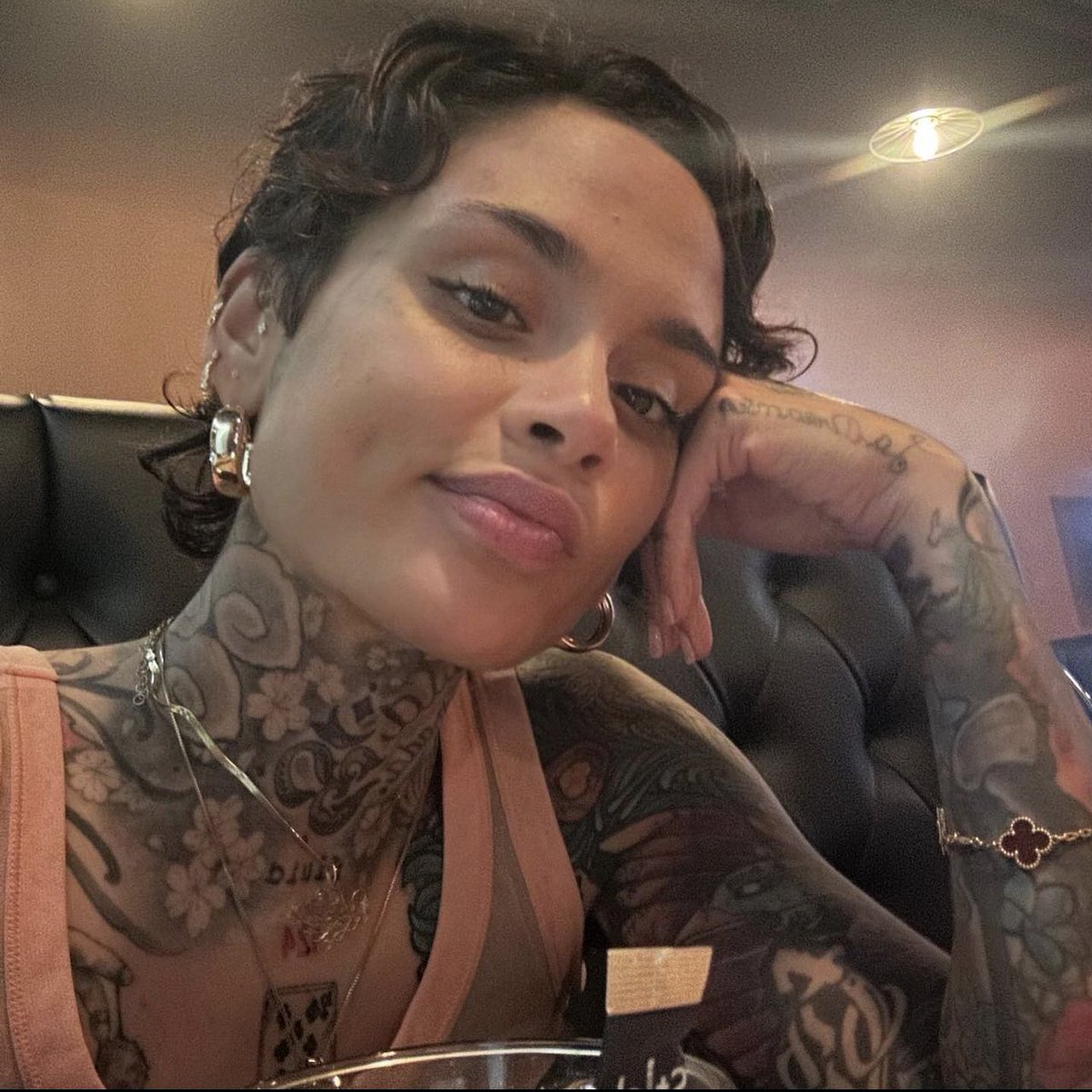 whileimgrieving's tweet photo. i missed seeing kehlani’s face ☹️ they’re so pretty r u kidding https://t.co/77367urnMi