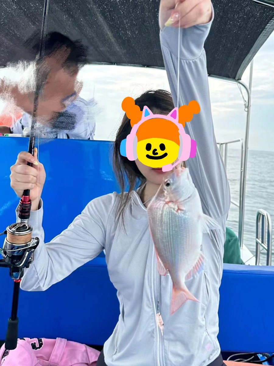 VeraaaYang's tweet image. I'm going to be the woman who conquers the sea.
Anyone want to join me?

#Seafishing
#Hooks
#Fishinggear
#Fishfarming
#Seaside
#Speedboatfishing
#Fishingtournaments
#fishing