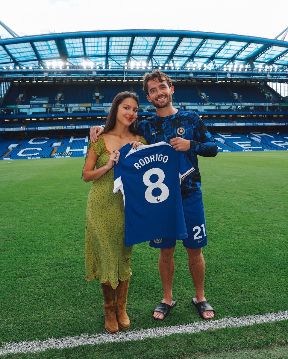New Chelsea fan unlocked: @OliviaRodrigo! 🔵 #CheLiv