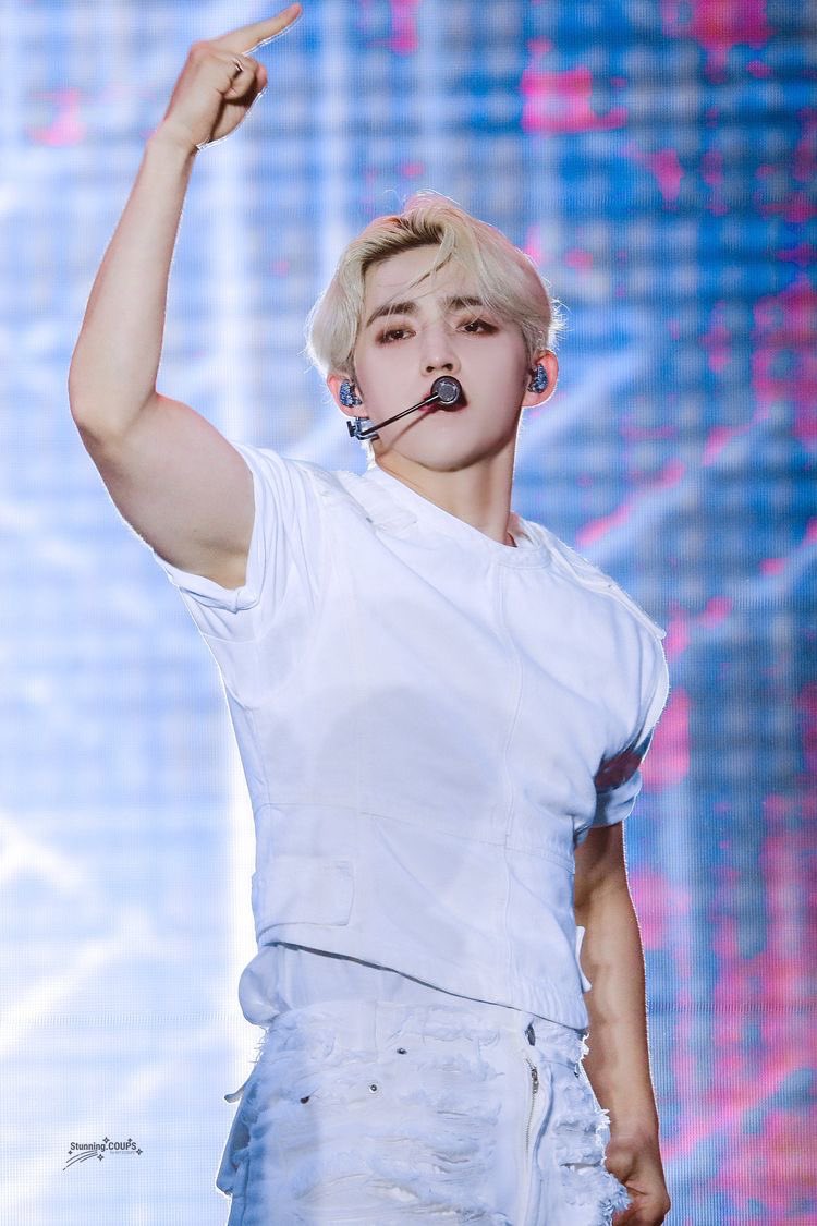 cscthnkr's tweet photo. SOTD (seungcheol of the day) 🤍 https://t.co/WrdsHaqOxc