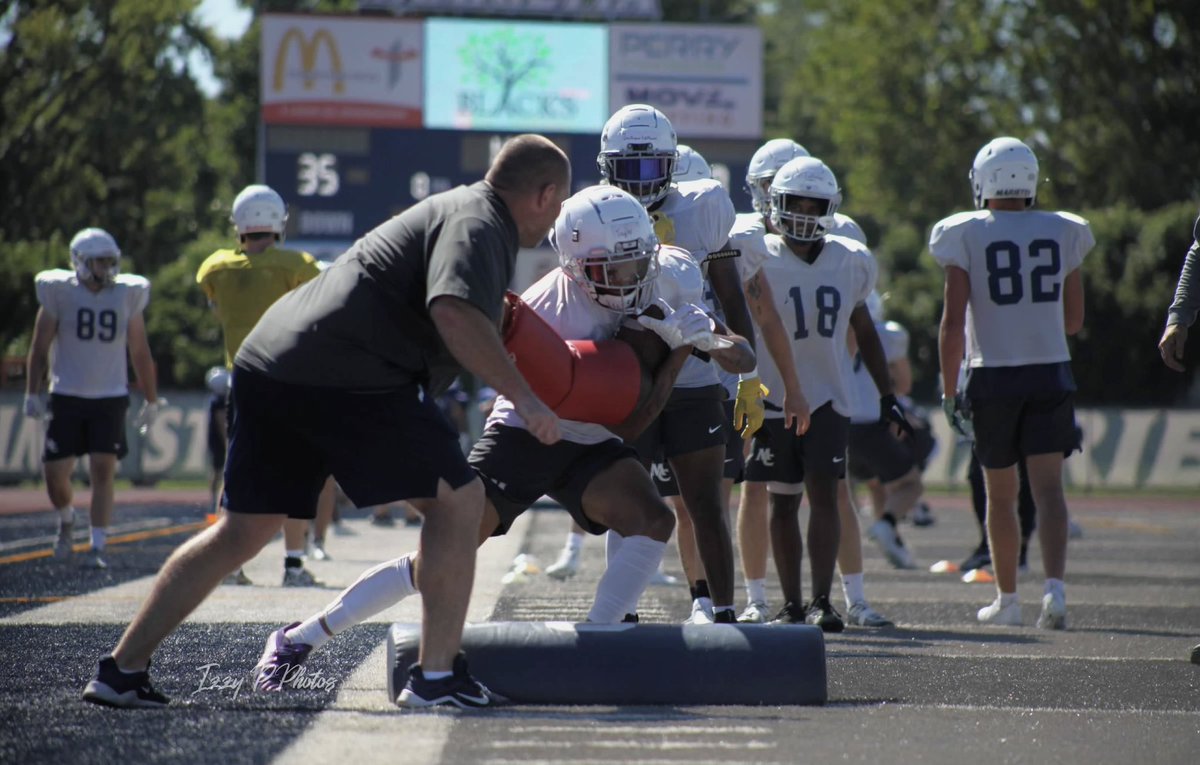 Marietta_FB's tweet photo. Practice 4️⃣

#FIGHT_MC | #D3Football 
📸 @isabelle_poling https://t.co/dyNHxZKHEu