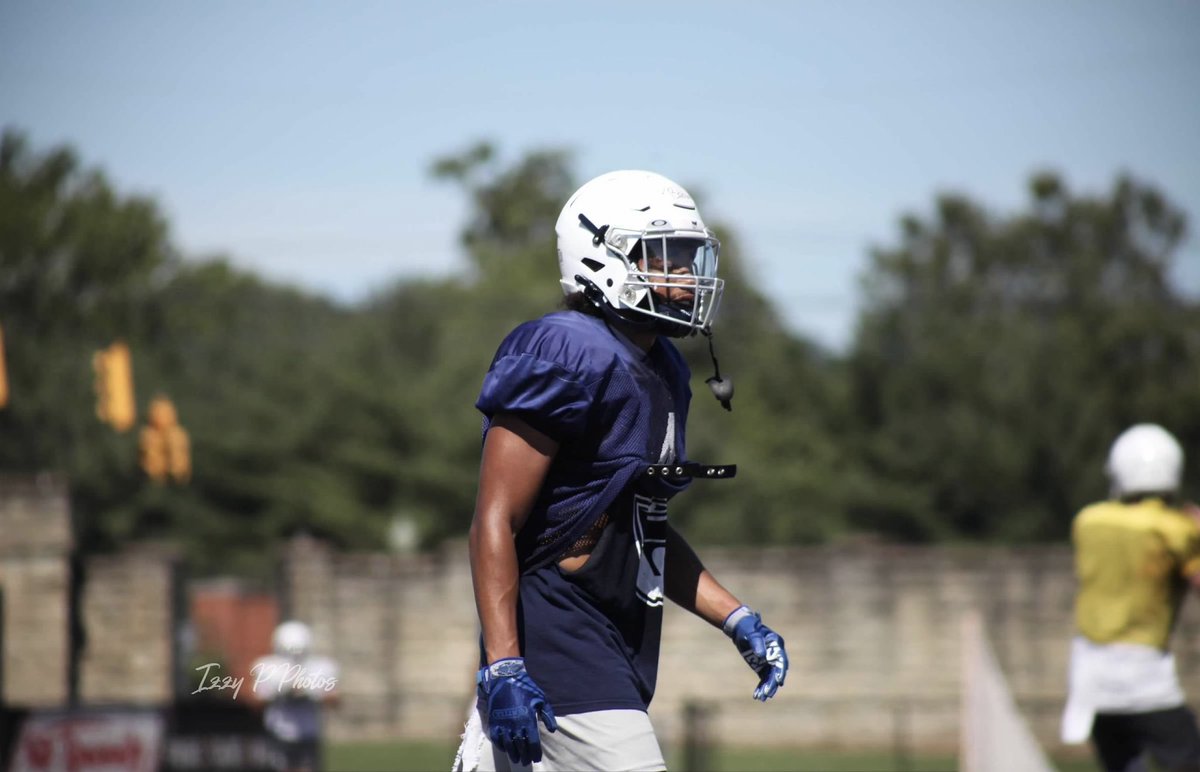 Marietta_FB's tweet photo. Practice 4️⃣

#FIGHT_MC | #D3Football 
📸 @isabelle_poling https://t.co/dyNHxZKHEu