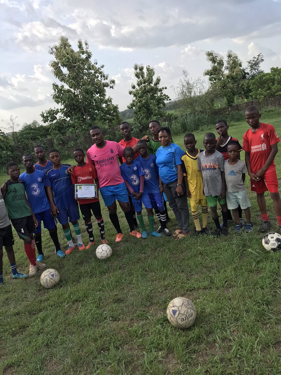 CoachECliff's tweet photo. @c_mobike I go report you give NFCA! 😃

How can you be dragging us like this nau? 😊

Proud Grassroot Coach! 

#grassrootsfootball #grassrootcoach https://t.co/Qp5ryfBQ33
