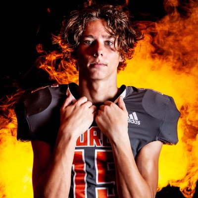 MasonTurpen15's tweet photo. Senior Season! Clock starts now! @TCHSTorosFB @coachturpen @ZachHarbison @KevinJDoelling 🤘🏼#hornsup #NewProfilePic https://t.co/XQG759TsDb