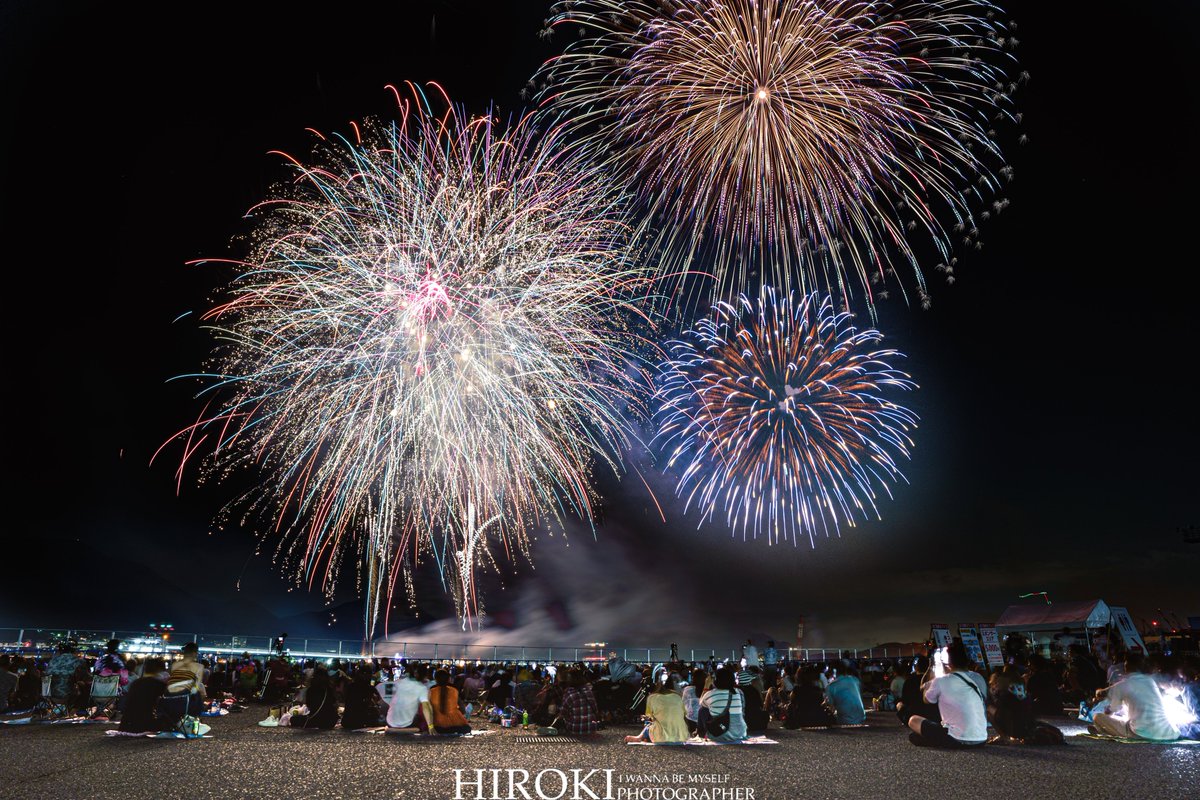 roooki_v37's tweet photo. 関門海峡花火大会🎆
#関門海峡花火大会
#海峡花火
#関門海峡 https://t.co/iklBofaMUN
