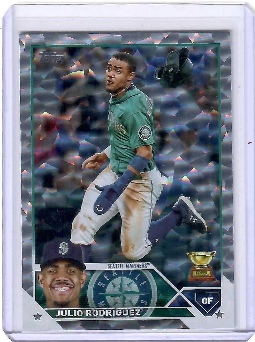 rpsenterprises1's tweet photo. Now More than 3,200 Listings on our on-line platform after some of these great Seattle Mariners Baseball cards were uploaded for Sale. https://t.co/8wXhH3FL1x https://t.co/PsWlksfO6H