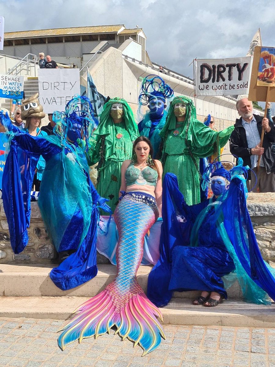 annie mitchell 💙💚 🌈 (@annieingarden) on Twitter photo Every passerby who spoke to us at <a href="/XRTeignbridge/">XRTeignbridge</a> agreed with our demand for urgent action to clean up our rivers - but no-one trusts our current crop of leaders to take meaningful action for our health. You listening @AnneMarieMorris? No one wants dirty polluted water. Every passerby who spoke to us at <a href="/XRTeignbridge/">XRTeignbridge</a> agreed with our demand for urgent action to clean up our rivers - but no-one trusts our current crop of leaders to take meaningful action for our health. You listening @AnneMarieMorris? No one wants dirty polluted water.