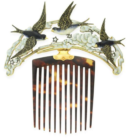 Comb by Lucien Gaillard, 1900. In private collection.