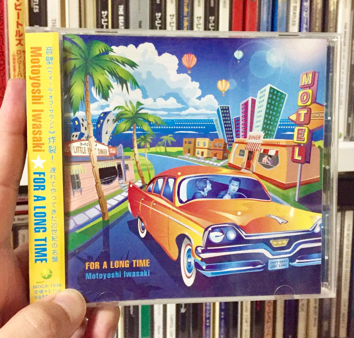 GOLDEN_POPS's tweet photo. FOR A LONG TIME / 岩崎元是
本日はこちらを聴きながら出勤！
発売はなんと2007年！もうそんなに月日がたったのか。

カラフルで素晴らしい作品です。

#岩崎元是 #FORALONGTIME #CD https://t.co/pOQGXIagdJ
