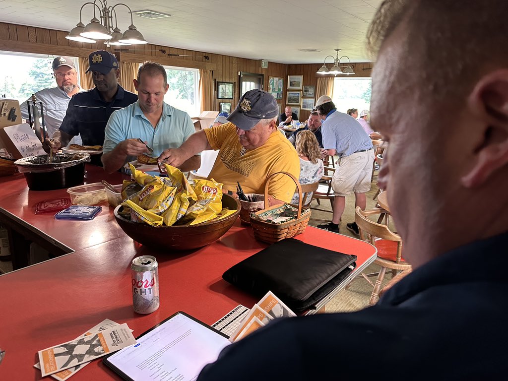 LimeCityRefs's tweet photo. 2023 LCOA banquet is in the books! We were honored to welcome @KSchluRosati for the festivities this evening! Thanks to everybody who came! Special thanks to Etna Acres for hosting! https://t.co/byX5MkNdkA