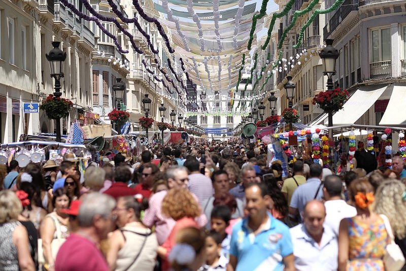 🎉 Probablemente la mejor feria del mundo!!!!🎊 #CalleLarios #FeriaMLG #FeriaDeMálaga #Málaga #FeriaDeAgosto #FeriaMálaga #FeriaDeMálaga #FeriaDeMálaga2023 #FeriaDeMálaga23 🌍 #WelcomeToMalaga 📷 @pilarrangel69