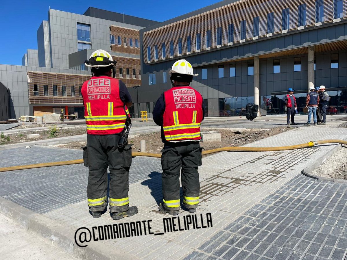#Simulacro
Este domingo 13 de Agosto se llevó a cabo la prueba oficial de la Red Seca del nuevo Hospital San José de Melipilla el cual se encuentra en fase de construcción.