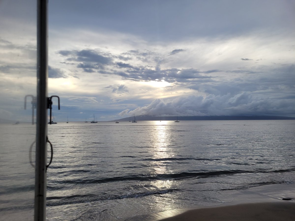 jillmarette99's tweet image. #Lahaina was the most beautiful place I've ever been. This was my one and only time there in #Maui just this past January 2023. 

➡️Hope all will DONATE!! 
hawaiicommunityfoundation.org/maui-strong

❤️ #ProtectMaunaKea ⛰️
@MKEAinfo 

🙏 PRAY for the #BanyanTree roots🌳