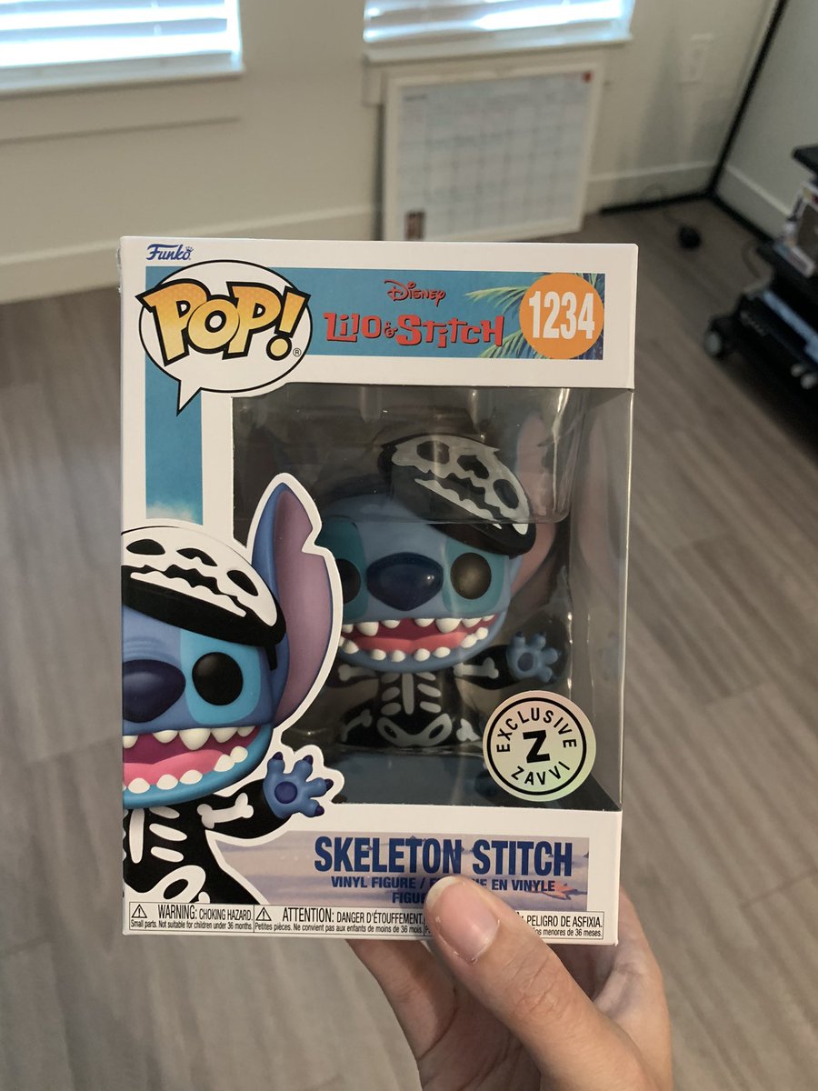 MyBowties's tweet photo. Hey @OriginalFunko why is Amazon better at selling your stuff than you?? Yelena is from @amazon, perfect box and everything. But Stitch is from you... https://t.co/8aS0vZr3yG