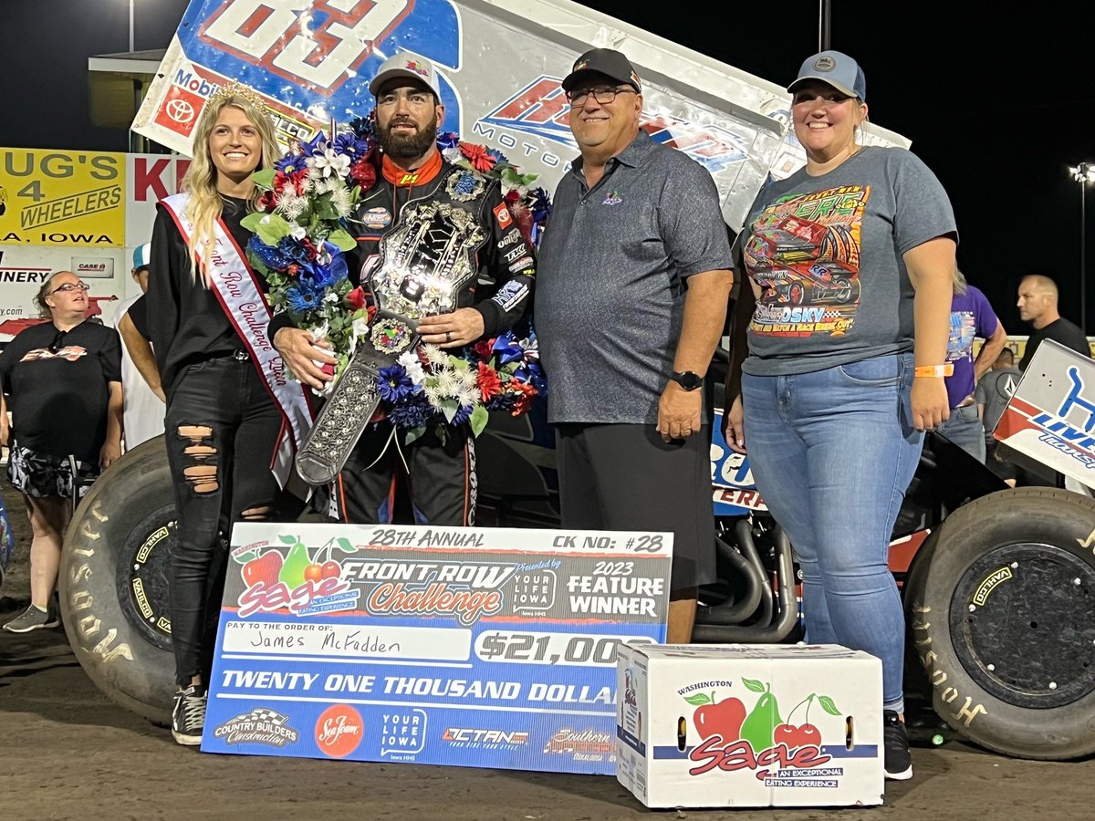 RiderRacingEng's tweet image. In what are the 10 best days of sprint car racing every year our engines were in victory lane 5 out of the 8 features including both the 360 and 410 Nationals thanks to these amazing teams @Paul_Silva57 @KyleLarsonRacin @RothMotorsports @JamesMcFadden25 @BrianBrown21 @parker_pm9