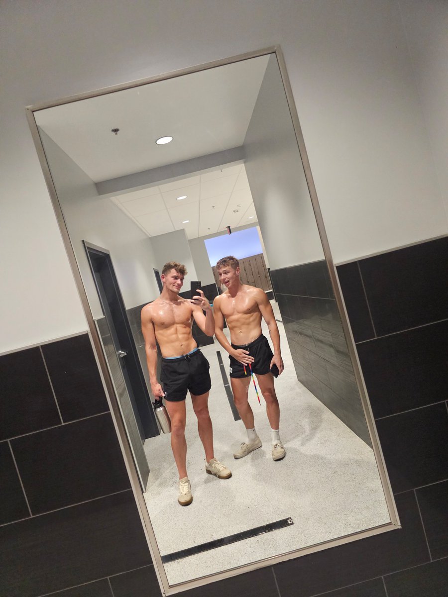 wanna see what we did when we got home from the gym??? 
onlyfans.com/698474239/wild…