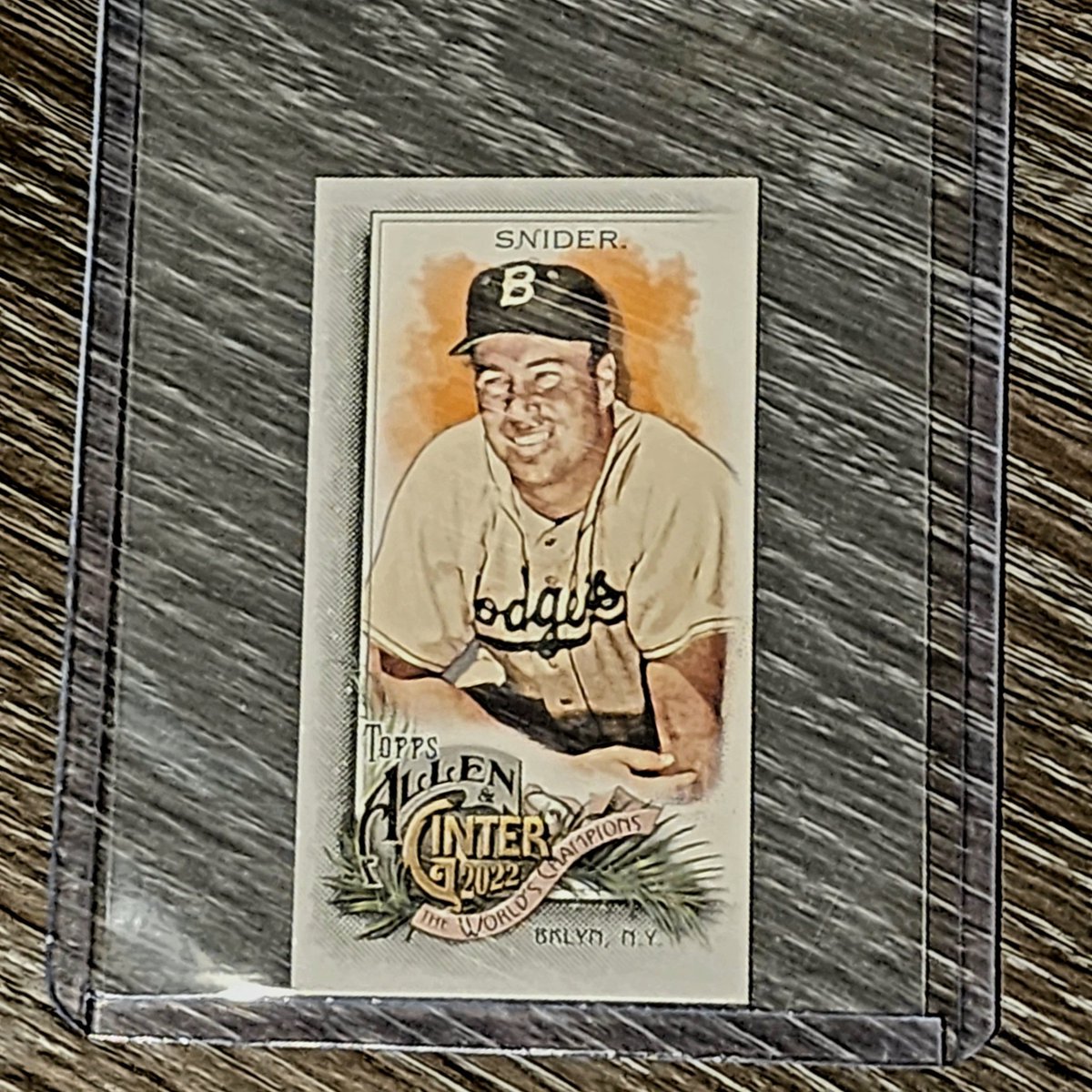MeRedEye's tweet image. #DukeSnider Giveaway...
Someone will get this 2022 Allen &amp;amp; Ginter 'The World's Champions' mini 14/25.
Like and Repost. Winner will be picked tonight 08.13.23 at 10pm PST. Good luck!

#Topps #AllenAndGinter #MiniCard #BrooklynDodgers
#TheHobby #WhoDoYouCollect