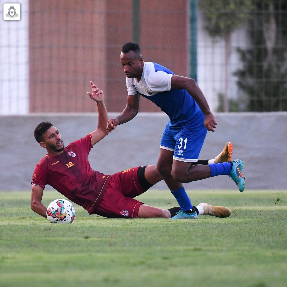 Asfartweets's tweet photo. 📸 The match ended in a draw 2️⃣- 2️⃣
#ASFARFUS #Derby 🔴⚫️🟢🇲🇦 https://t.co/lY8R8rBsuV
