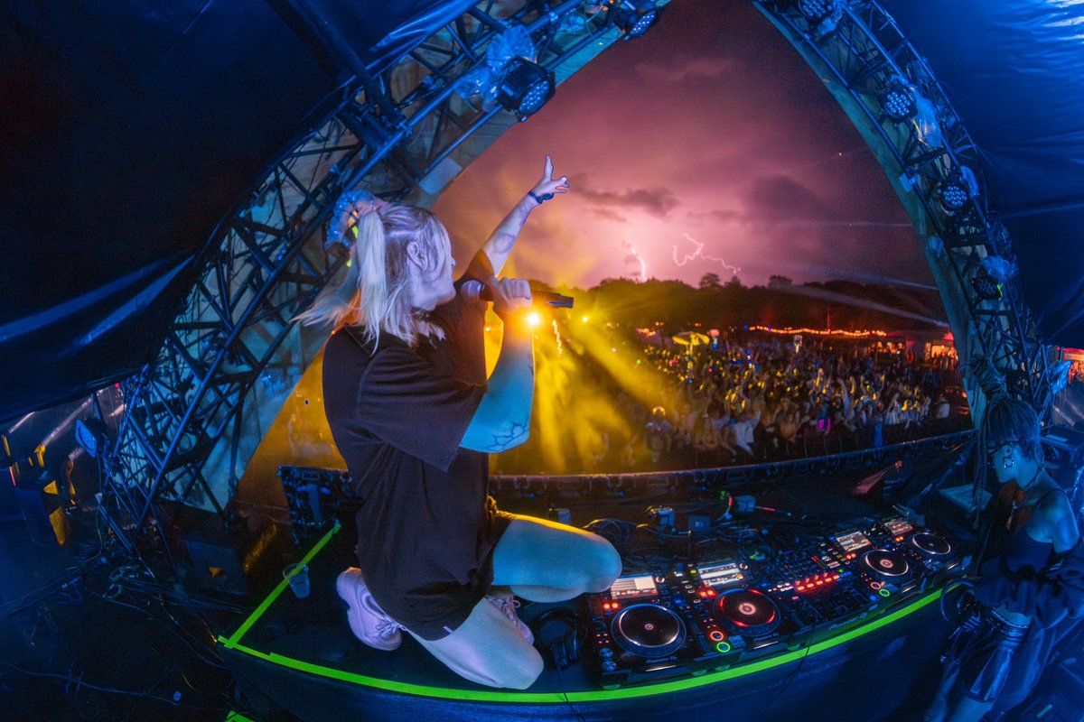 dot (◕‿◕)♡ tweet media