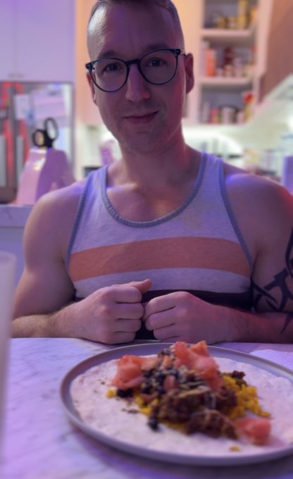 I had a nice workout with @Baxxxbox and @missbeatrixnyc and then I made us tacos.    It was a nice Sunday<a class="tags" href="/tag/baxxxbox">@baxxxbox</a><a class="tags" target="_blank" title="On Twitter" href="/?out=eyJ0eXAiOiJKV1QiLCJhbGciOiJIUzUxMiJ9.eyJpYXQiOjE3MjEyNTU2MTQsImlzcyI6InR3cG9ybnN0YXJzLmNvbSIsIm5iZiI6MTcyMTI1NTYxNCwiZXhwIjoxNzUyNzkxNjE0LCJyZWRpcmVjdF91cmwiOiJodHRwczovL3R3aXR0ZXIuY29tL21pc3NiZWF0cml4bnljIn0.4YaLHl0DCBCROGCWJI4ohMR2BXjU7mBMifbIbBWg7EaM0WyklGe7DZp4C20b8juCEGvVGS4PDmXK7TdzBdVurQ">@missbeatrixnyc</a>