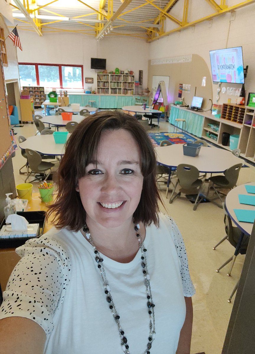 Entering our first full week of the 2023-2024 school year. I've got a great bunch of kiddos and am looking forward to an amazing year! ❤️ #kindergarten #clearthelist #johnclearmylist amazon.com/hz/wishlist/ls…