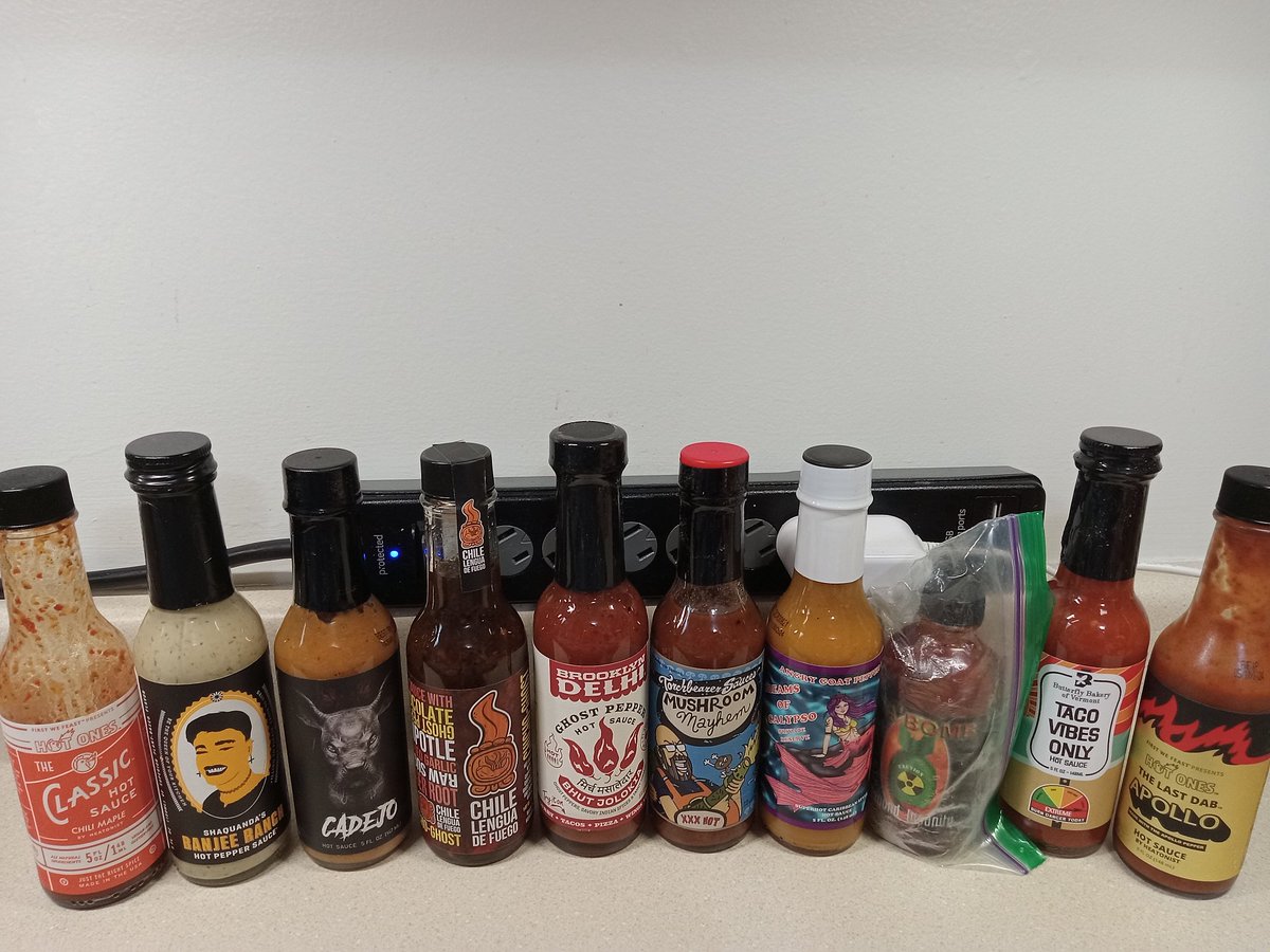 Time for another Wings of Death challenge.  Most of season 20's line up of Hot Ones. ❤️‍🔥 My favorite of these is the Chile Leguna De Fugeo