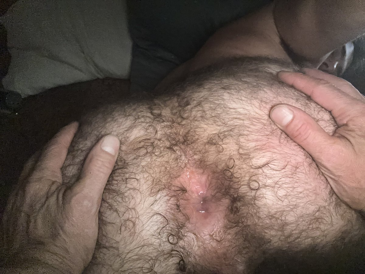 SDFag92's tweet photo. Horny here in SD, and looking to host some group fun tonight…😏 message me 😈 https://t.co/seL0pYXRim
