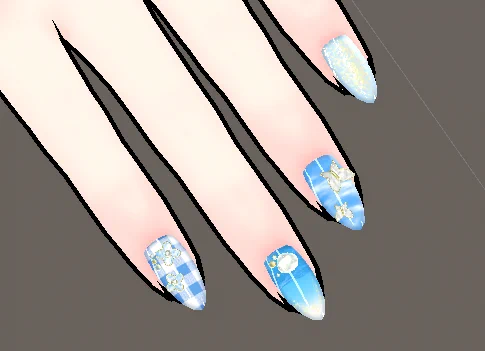 新しいネイルチップを作ってる!