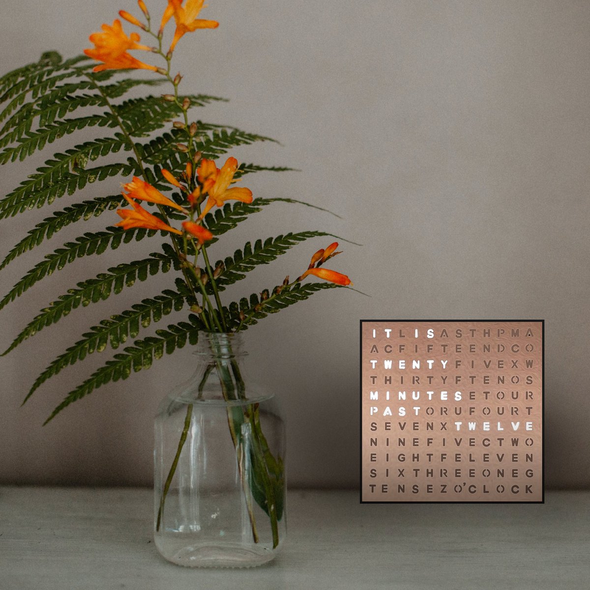 enapy_store's tweet image. LED  Word Desk Clock for Home &amp;amp; Office - LED Text Display - Powered by  AC Adapter - A Unique Gift Item - 20cm X 20cm (7.8" X 7.8" X 2") - Free Shipping in the US .     
etsy.com/listing/146888…
. 
#etsy #homedecor #deskclock #clock #gifts #giftideas