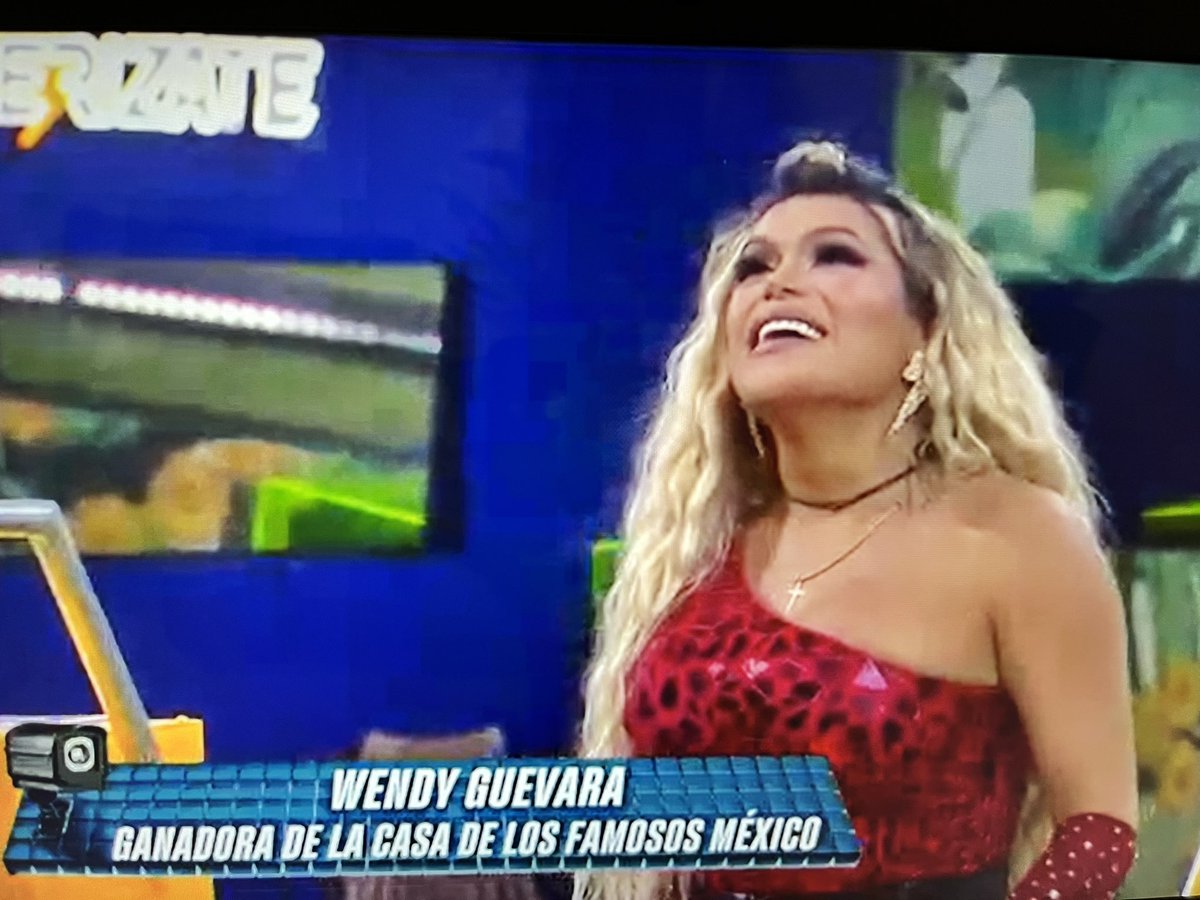 SoyHomosensual's tweet photo. La representación importa. 🥹 🏳️‍⚧️ ¡Bravo, Wendy Guevara! 👏#LaCasaDeLosFamosoMx https://t.co/h2NLBReuML