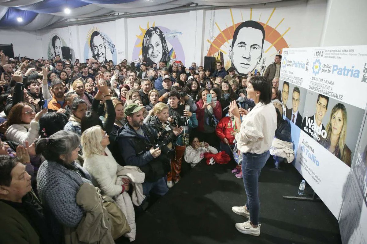 mayrasmendoza's tweet photo. ¡Gracias a los vecinos y vecinas de Quilmes por acompañarnos en esta primera etapa de elecciones e hicieron que sea la candidata más votada en la ciudad!

Cada voto representa el sueño de miles de quilmeños que forman parte de la transformación que estamos haciendo desde 2019. https://t.co/XA7H9P37xq
