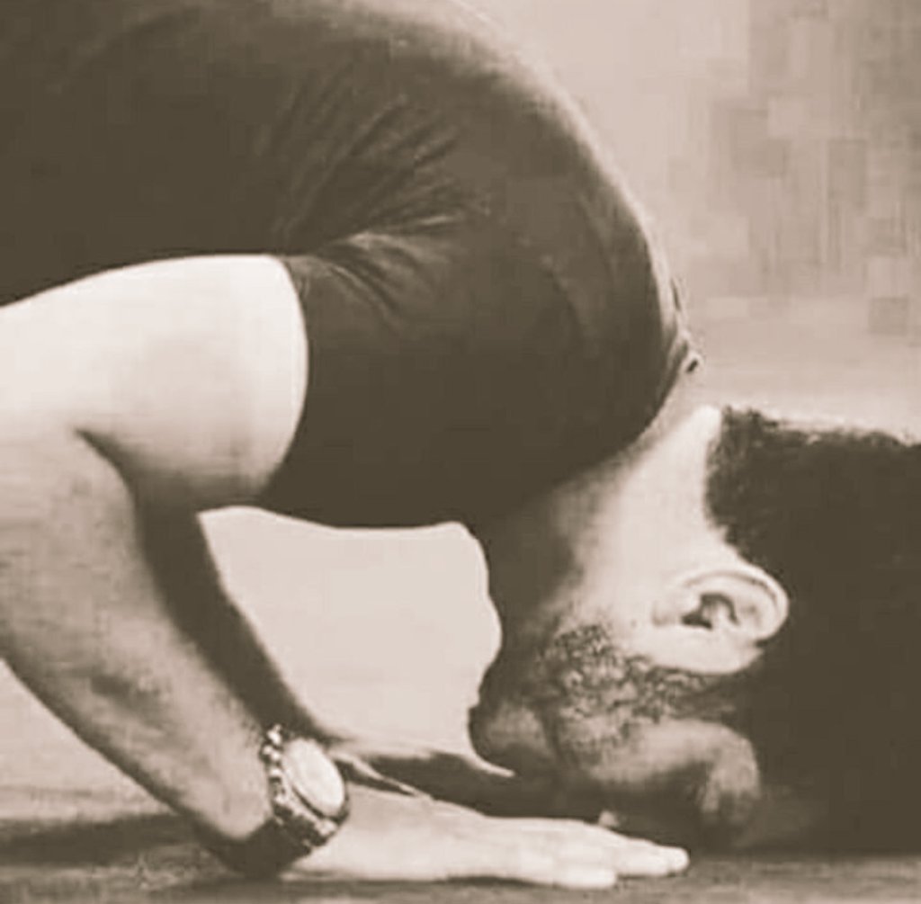 مش ليبي tweet media