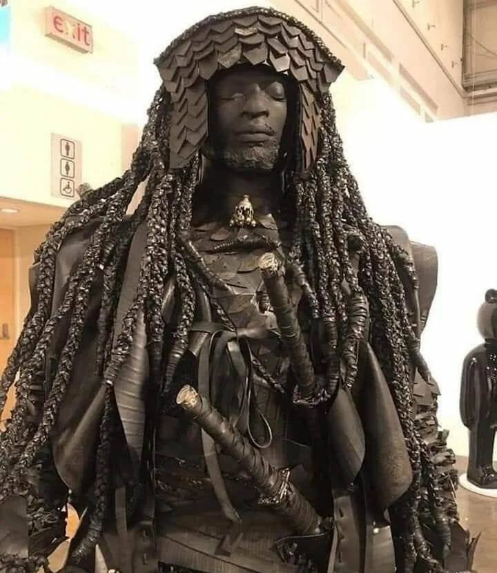george28474897's tweet photo. A statue of Yasuke, a slave from Africa who arrived in Japan in 1579 and became the first black samurai. Yasuke was a man of African descent who served as Kashin under the Japanese daimyo Oda Nobunaga. 
@Forgotten https://t.co/VABLwzfsk3